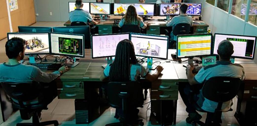 Equipe de projetos em 3D na Engeteam